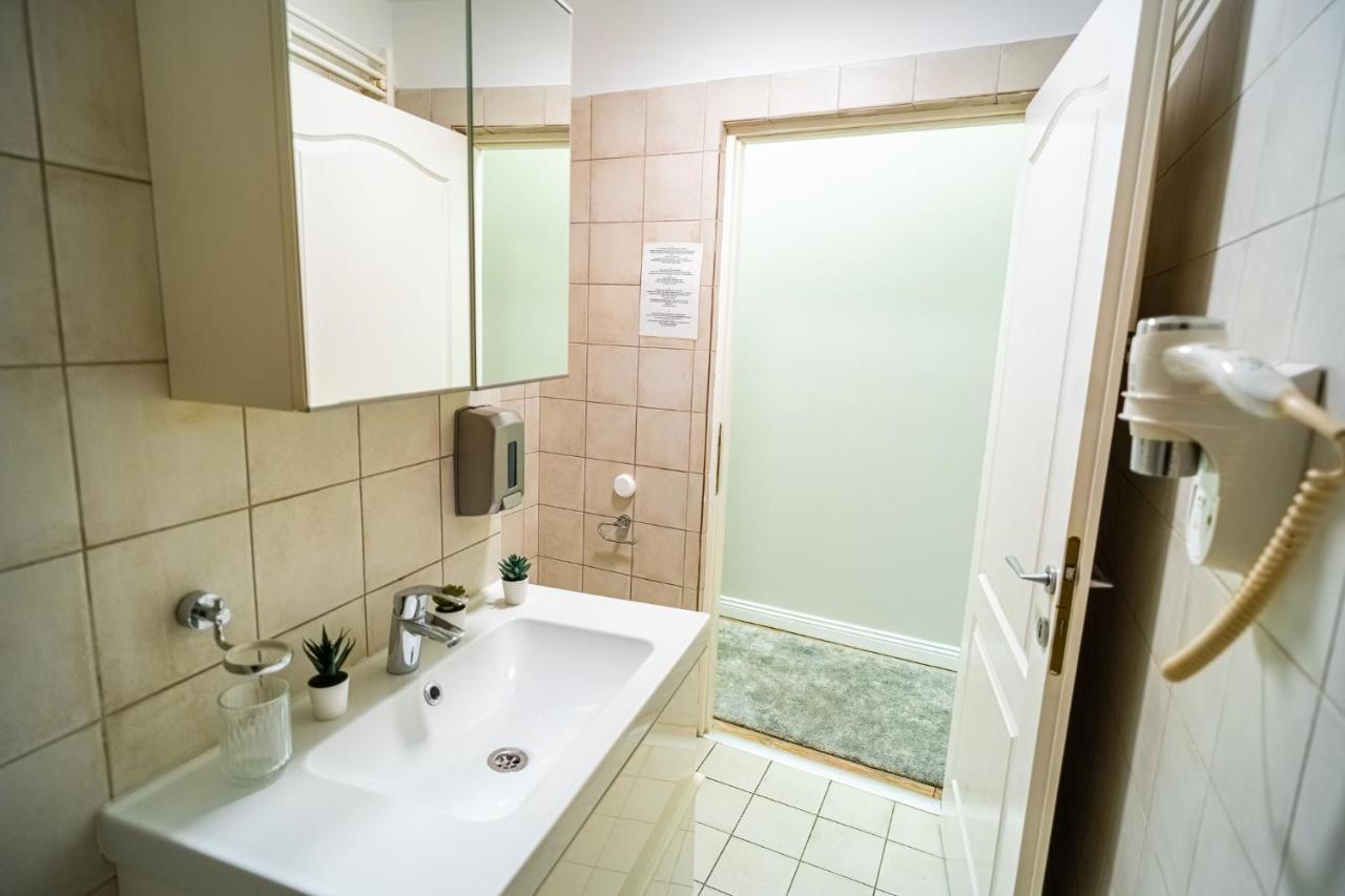 Bucharest Old City - Studio Near Calea Victoriei Екстериор снимка